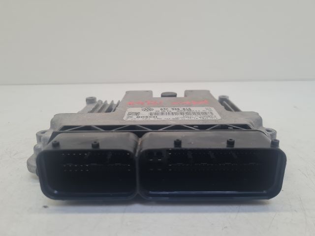 bontott VW GOLF VI Motorvezérlő