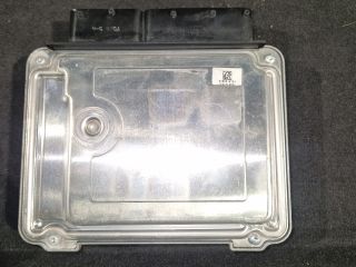 bontott VW GOLF VI Motorvezérlő