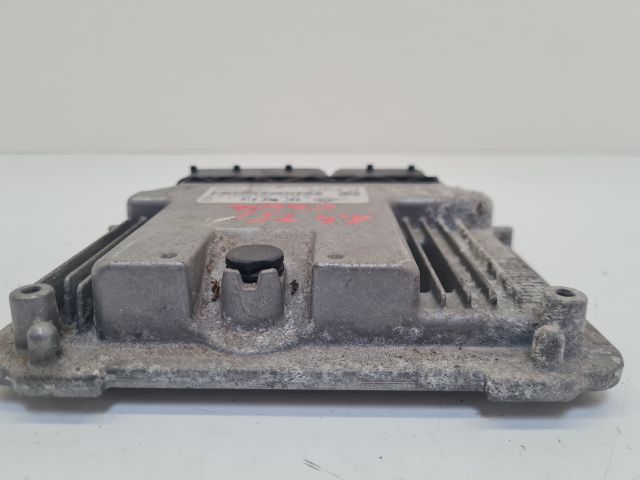 bontott VW GOLF VI Motorvezérlő