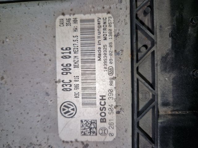 bontott VW GOLF VI Motorvezérlő