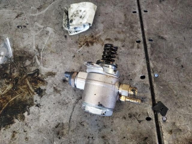 bontott VW GOLF VI Nagynyomású Szivattyú