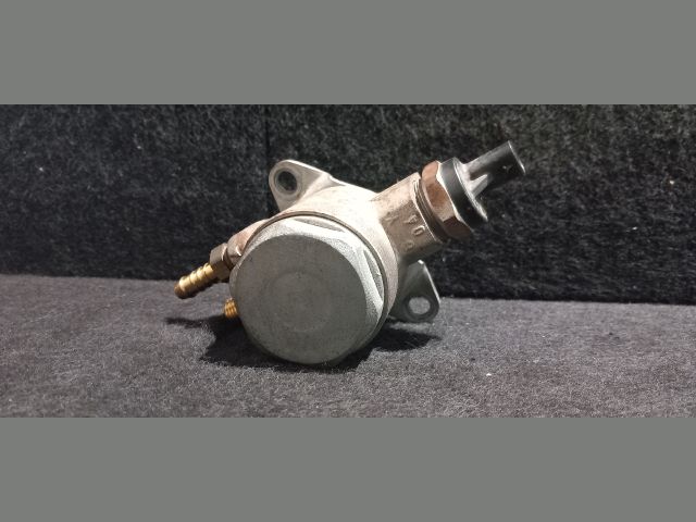 bontott VW GOLF VI Nagynyomású Szivattyú