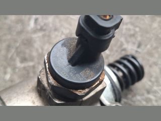 bontott VW GOLF VI Nagynyomású Szivattyú