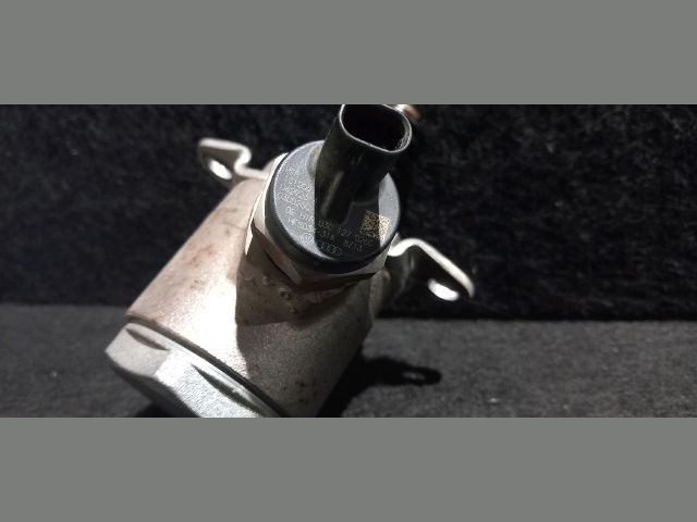 bontott VW GOLF VI Nagynyomású Szivattyú