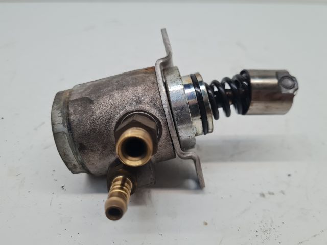 bontott VW GOLF VI Nagynyomású Szivattyú