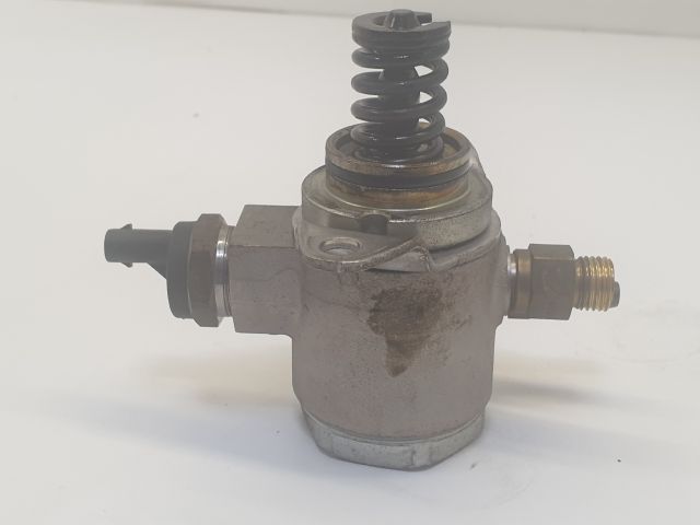 bontott VW GOLF VI Nagynyomású Szivattyú