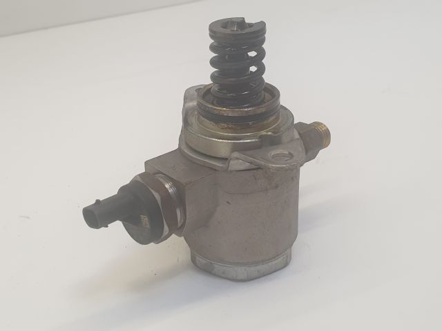 bontott VW GOLF VI Nagynyomású Szivattyú