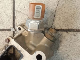 bontott VW GOLF VI Nagynyomású Üzemanyag Gyűjtőcső