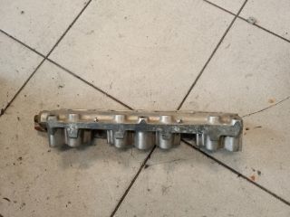 bontott VW GOLF VI Nagynyomású Üzemanyag Gyűjtőcső