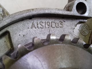 bontott VW GOLF VI Olajszivattyú