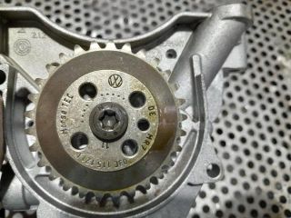 bontott VW GOLF VI Olajszivattyú