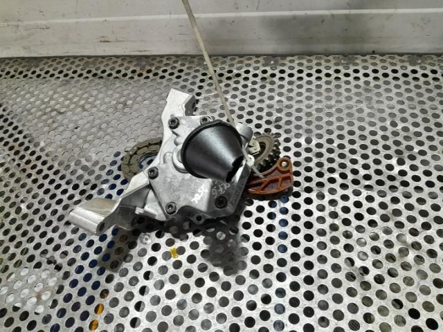 bontott VW GOLF VI Olajszivattyú