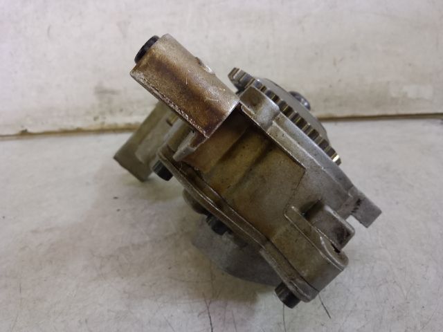 bontott VW GOLF VI Olajszivattyú