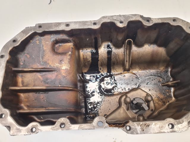 bontott VW GOLF VI Olajteknő