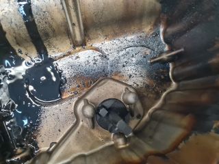 bontott VW GOLF VI Olajteknő