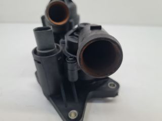 bontott VW GOLF VI Termosztátház