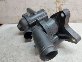 bontott VW GOLF VI Termosztátház