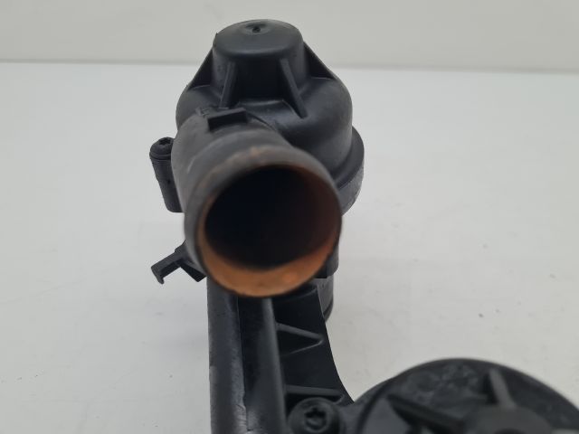 bontott VW GOLF VI Termosztátház