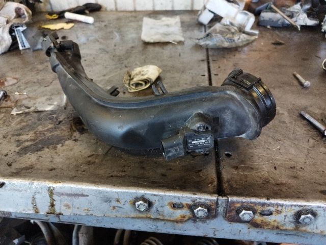 bontott VW GOLF VI Turbócső