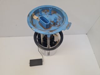 bontott VW GOLF VI Üzemanyag Szivattyú