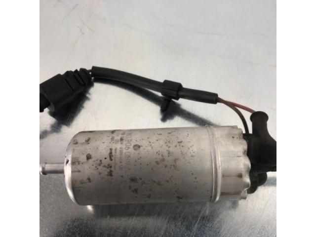 bontott VW GOLF VI Üzemanyag Szivattyú