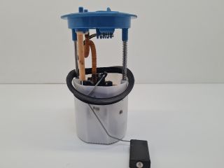 bontott VW GOLF VI Üzemanyag Szivattyú