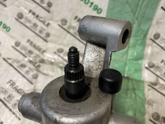 bontott VW GOLF VI Váltó Kulissza