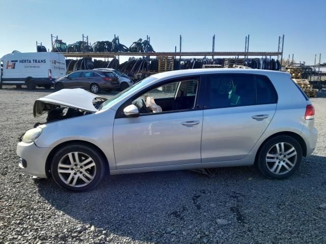 bontott VW GOLF VI Váltó Kulissza