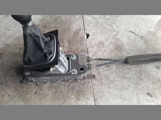 bontott VW GOLF VI Váltókar (Mechanikus)