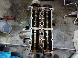 bontott VW GOLF VI Vezérműtengely Házzal