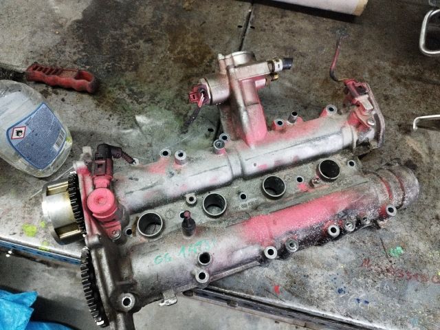 bontott VW GOLF VI Vezérműtengely Házzal