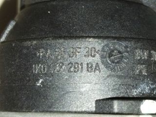 bontott VW GOLF VI Vízcső