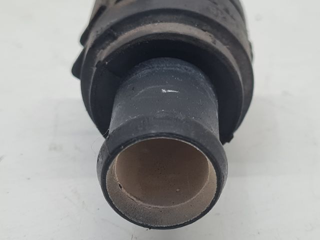 bontott VW GOLF VI Vízcső