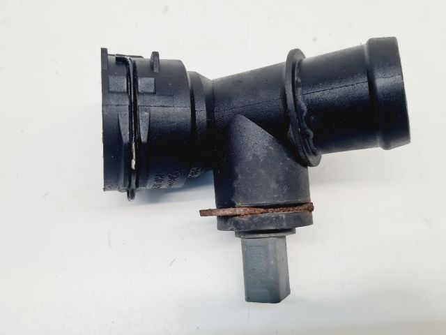 bontott VW GOLF VI Vízcső