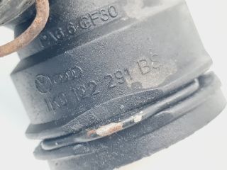 bontott VW GOLF VI Vízcső