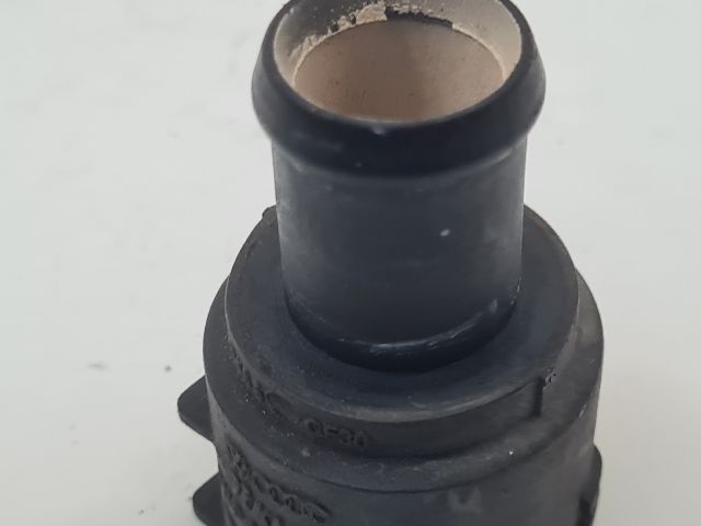 bontott VW GOLF VI Vízcső