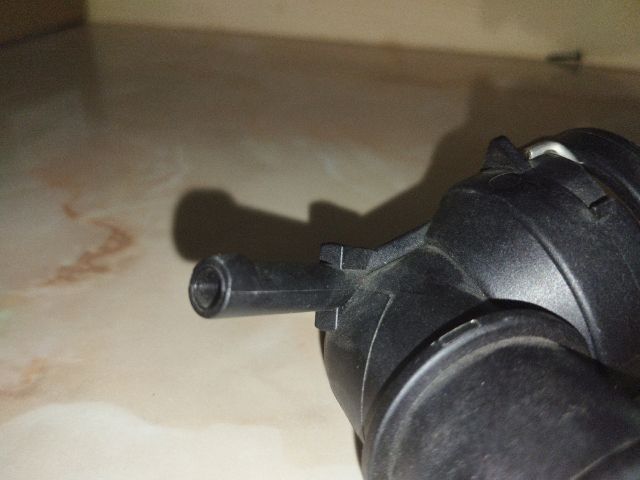 bontott VW GOLF VI Vízcső