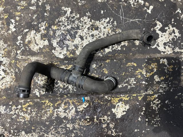 bontott VW GOLF VI Vízcső