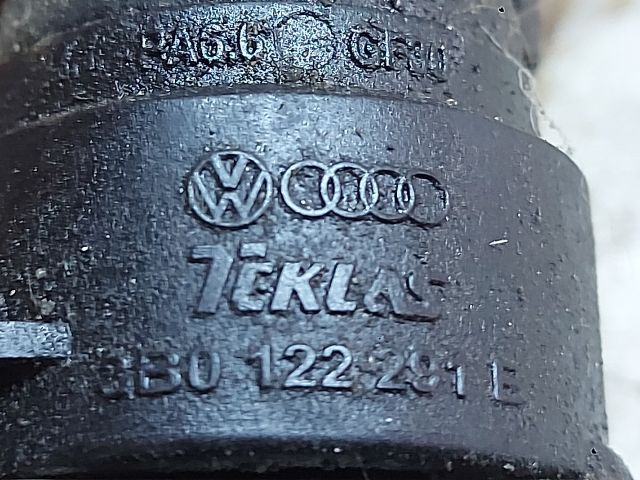 bontott VW GOLF VI Vízcső