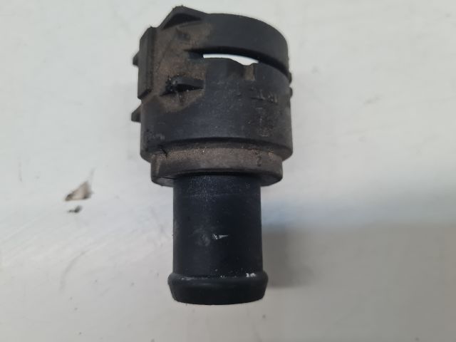 bontott VW GOLF VI Vízcső