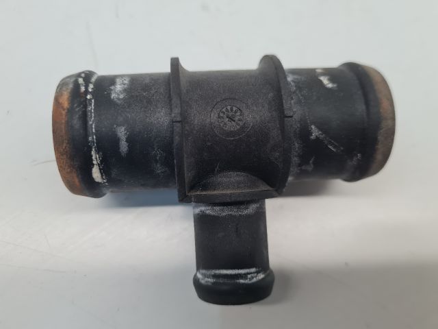 bontott VW GOLF VI Vízcső