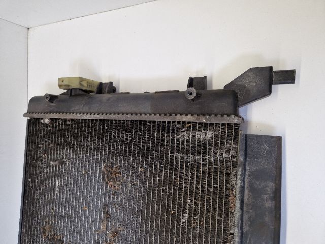 bontott VW GOLF VI Vízhűtő Radiátor (Klímás)