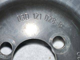 bontott VW GOLF VI Vízpumpa Szíjtárcsa