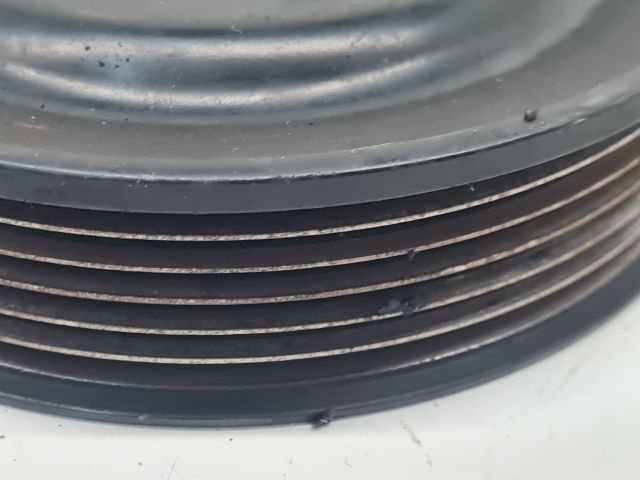 bontott VW GOLF VI Vízpumpa Szíjtárcsa