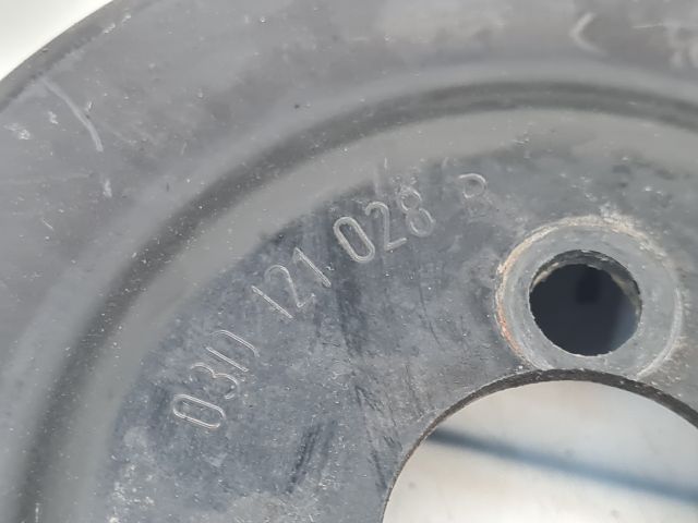 bontott VW GOLF VI Vízpumpa Szíjtárcsa