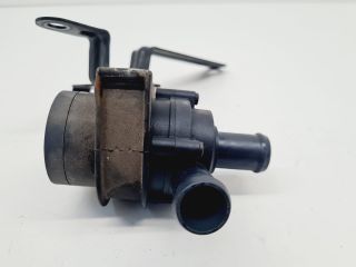 bontott VW GOLF VI Vízpumpa