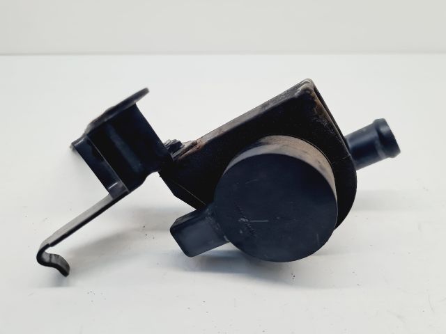 bontott VW GOLF VI Vízpumpa