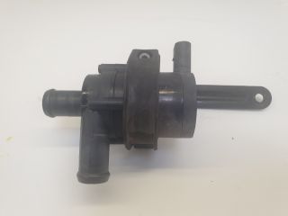 bontott VW GOLF VI Vízpumpa