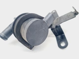 bontott VW GOLF VI Vízpumpa