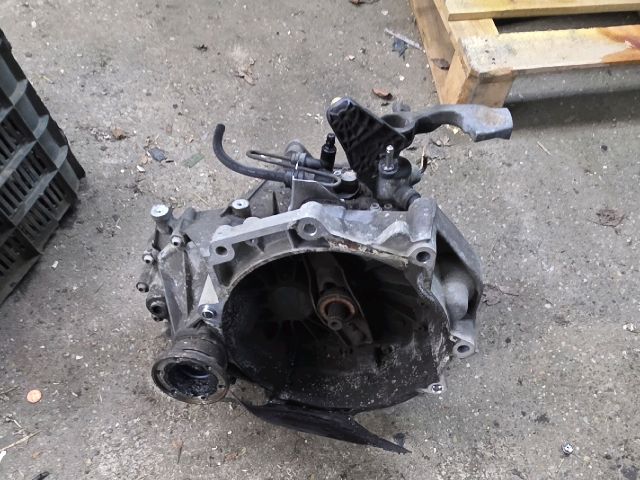 bontott VW GOLF VI Váltó (Mechanikus)